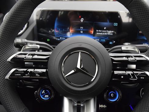 New 2026 Mercedes-Benz GLA 35 AMG 4MATIC image 23