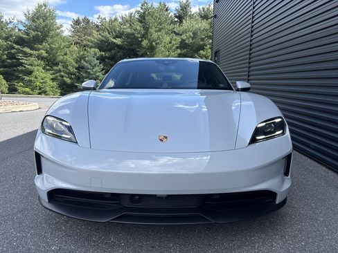 Certified 2025 Porsche Taycan RWD image 8