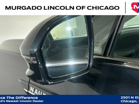 Used 2023 Lincoln Nautilus Reserve AWD/4WD image 15