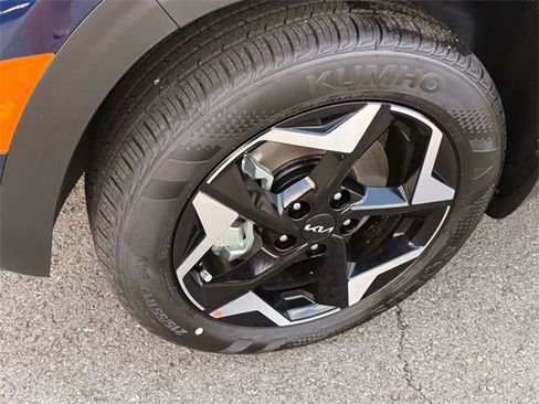 New 2026 Kia Seltos EX image 25