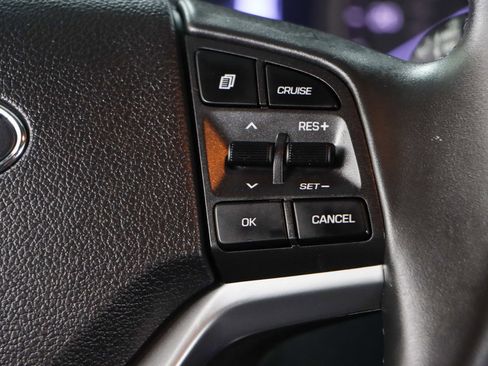 Used 2021 Hyundai Tucson Limited image 14