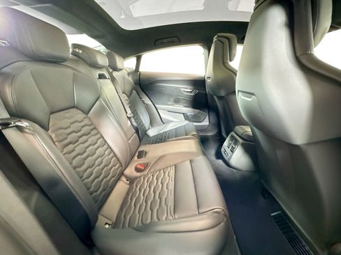 New 2026 Audi RS e-tron GT performance image 24