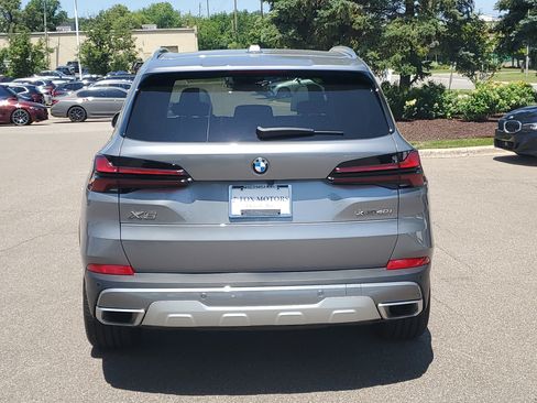 Certified 2024 BMW X5 xDrive40i w/ Premium Package AWD/4WD image 5