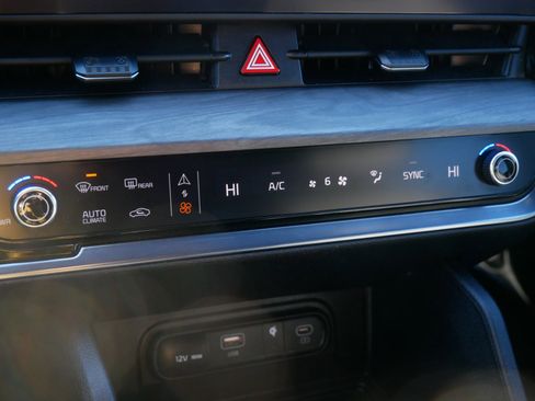 Used 2023 Kia Sportage X-Line w/ X-Line Premium Package image 23