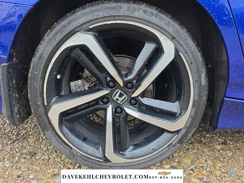 Used 2018 Honda Accord Sport image 39