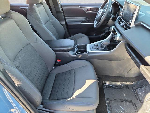Certified 2022 Toyota RAV4 SE w/ Convenience Package AWD/4WD image 21