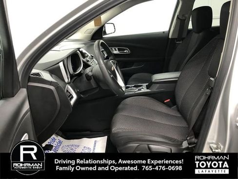 Used 2017 Chevrolet Equinox LT image 11