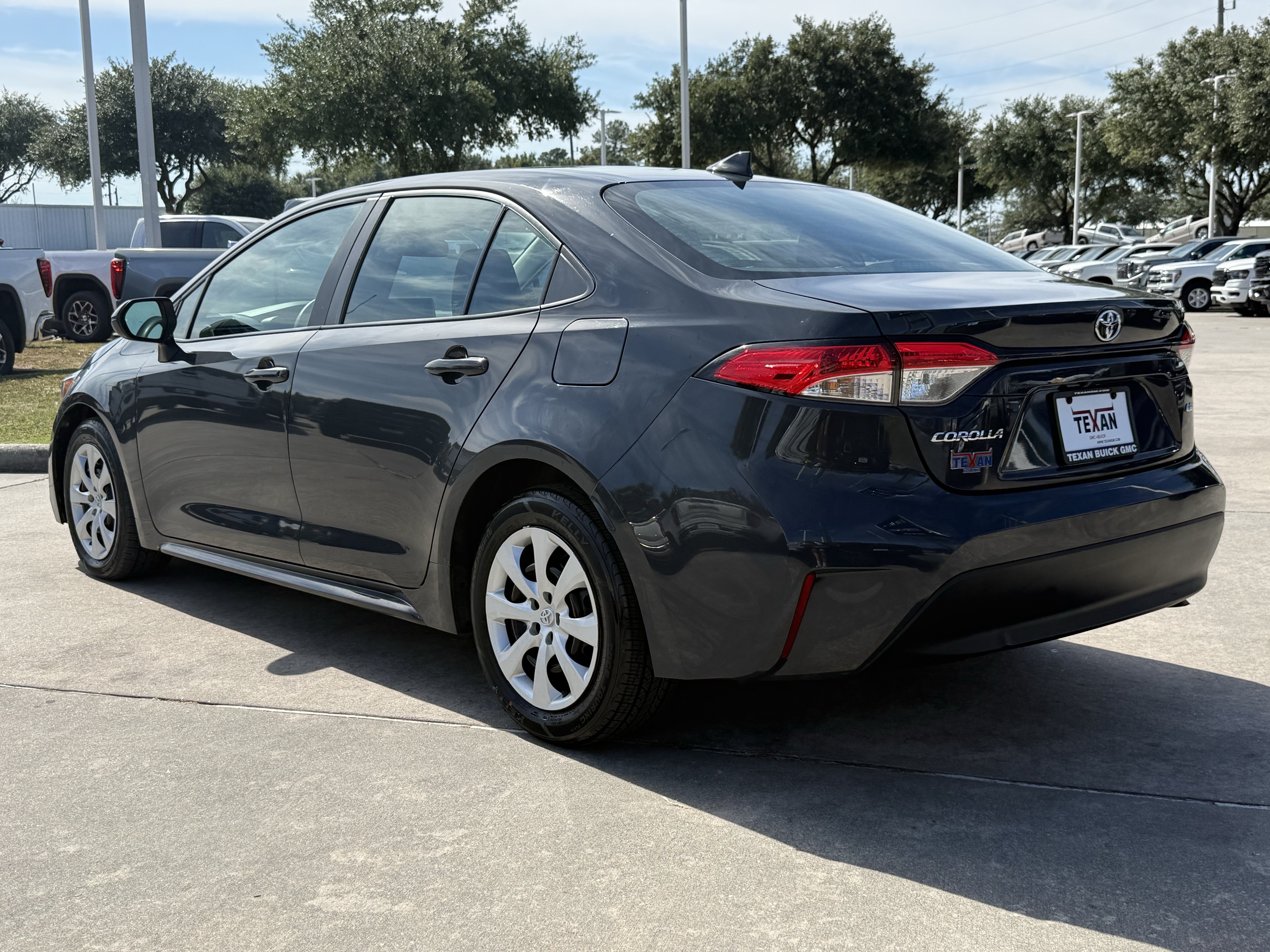 Used 2024 Toyota Corolla LE FWD image 7