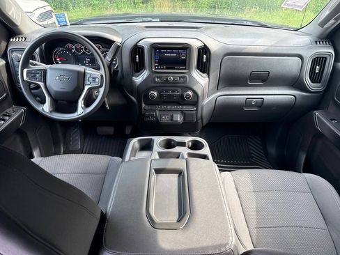 Used 2022 Chevrolet Silverado 1500 Custom Trail Boss w/ Midnight Edition AWD/4WD image 18