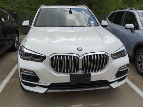 Used 2020 BMW X5 sDrive40i w/ Premium Package image 2