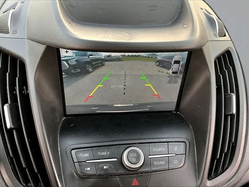 Used 2019 Ford Escape SEL AWD/4WD image 15