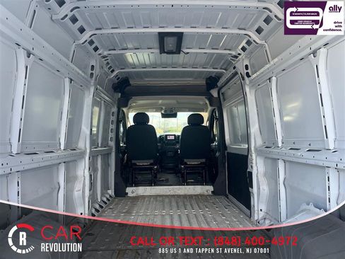 Used 2025 RAM ProMaster 2500 w/ Convenience Group FWD image 9