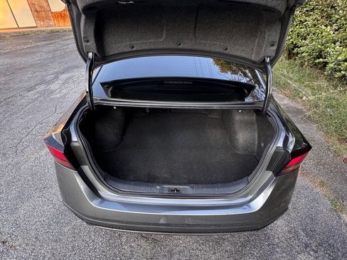 Used 2022 Nissan Altima 2.5 S image 12