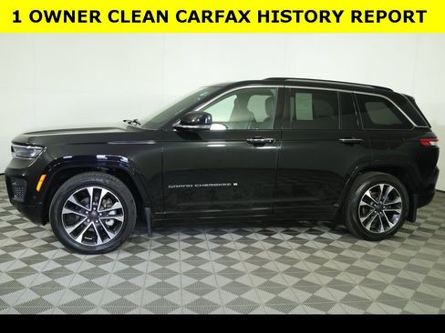 Used 2022 Jeep Grand Cherokee Overland w/ Luxury Tech Group IV image 2