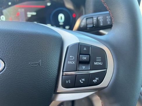 New 2026 Ford Explorer Active image 28