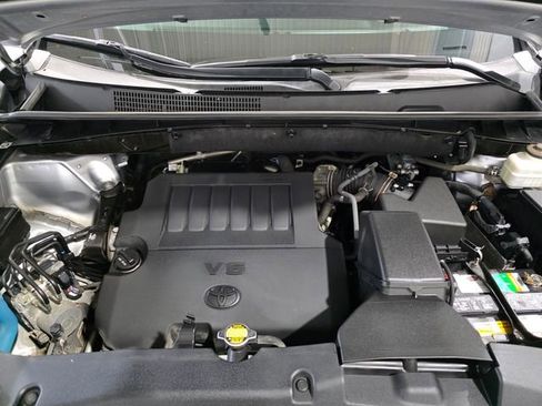 Used 2014 Toyota Highlander XLE AWD/4WD image 27