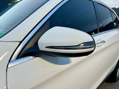 Used 2021 Mercedes-Benz GLC 300 4MATIC image 14