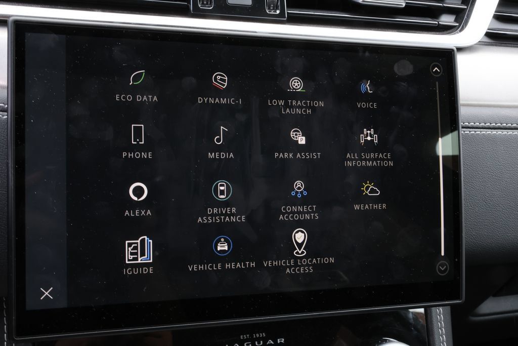 Certified 2026 Jaguar F-PACE R-Dynamic S AWD/4WD image 30