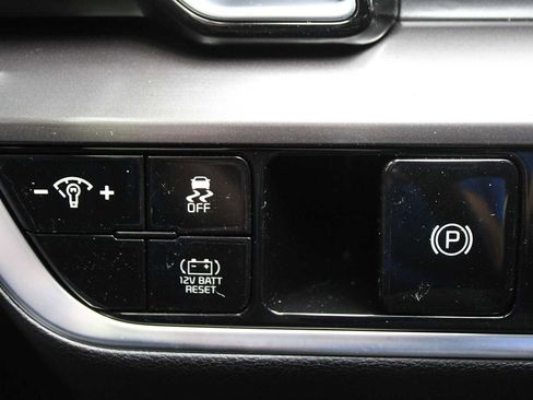 New 2025 Kia Sportage EX image 23