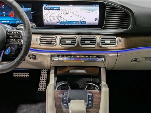 New 2026 Mercedes-Benz GLE 63 AMG S image 11