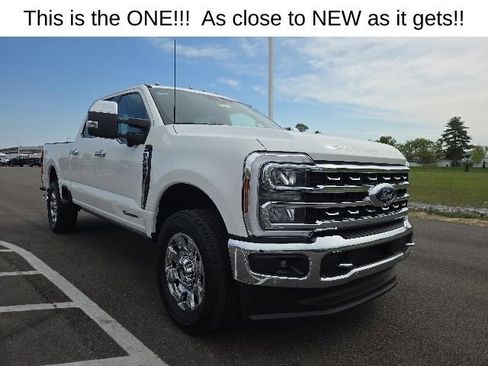 Used 2024 Ford F250 Lariat w/ Lariat Ultimate Package AWD/4WD image 1