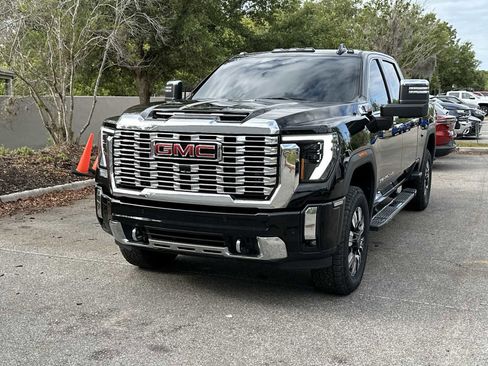 Used 2024 GMC Sierra 2500 Denali w/ Technology Package image 1