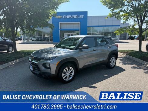 Used 2023 Chevrolet TrailBlazer LS FWD image 1