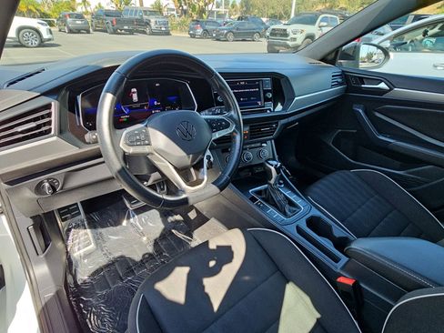 Used 2023 Volkswagen Jetta Sport image 15