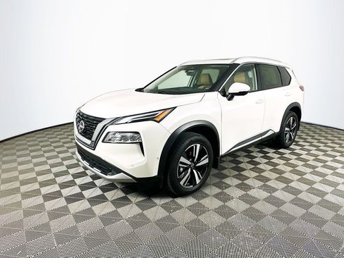 Certified 2023 Nissan Rogue Platinum AWD/4WD image 5