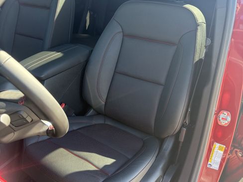 Used 2025 Chevrolet Blazer RS w/ Driver Confidence II Package image 6