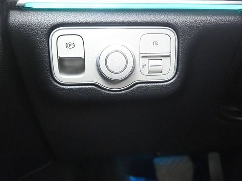 Used 2022 Mercedes-Benz GLE 350 image 18