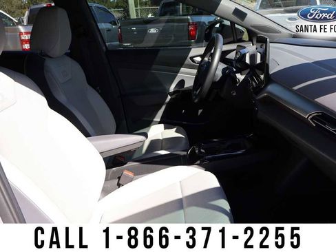 Used 2022 Volkswagen ID.4 Pro S w/ Gradient Package image 30