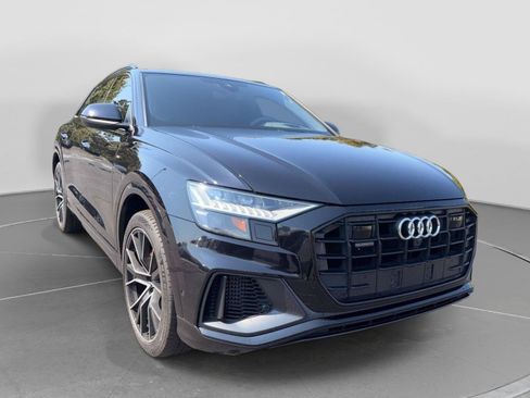 Used 2021 Audi Q8 Prestige w/ Prestige Package AWD/4WD image 4