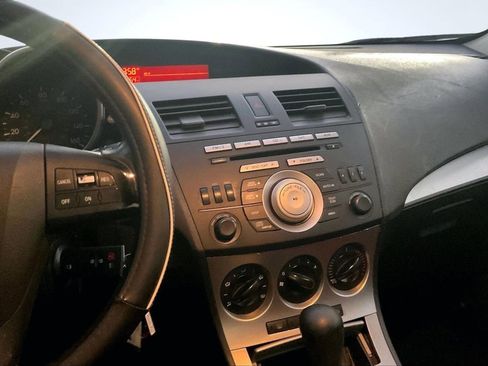 Used 2010 MAZDA MAZDA3 i Touring image 6