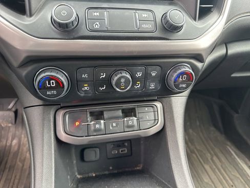 Used 2023 GMC Acadia AT4 w/ LPO, Floor Liner Package AWD/4WD image 10