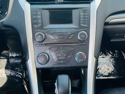 Used 2013 Ford Fusion SE FWD image 14
