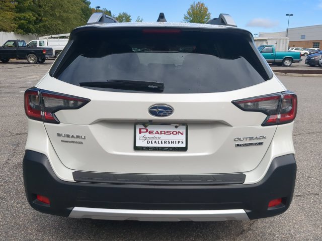 Used 2025 Subaru Outback Touring XT w/ Tech Package 3 AWD/4WD image 5