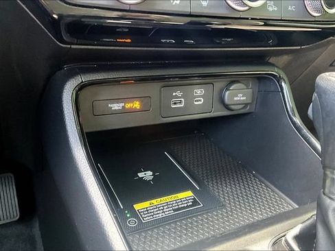 Used 2023 Honda CR-V EX-L image 16