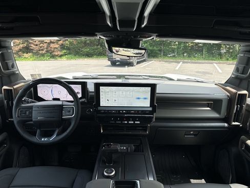 New 2025 GMC Hummer EV 3X image 14