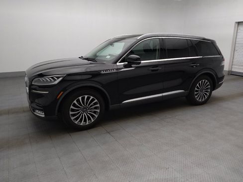 Used 2021 Lincoln Aviator Reserve RWD image 2