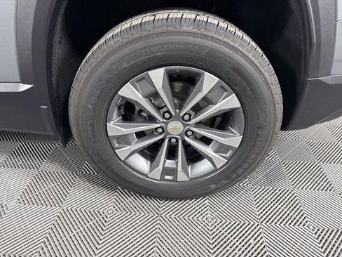 New 2026 Chevrolet Equinox LT w/ Safety and Technology Package FWD image 11