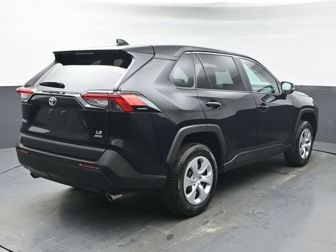 Certified 2025 Toyota RAV4 LE AWD/4WD image 6