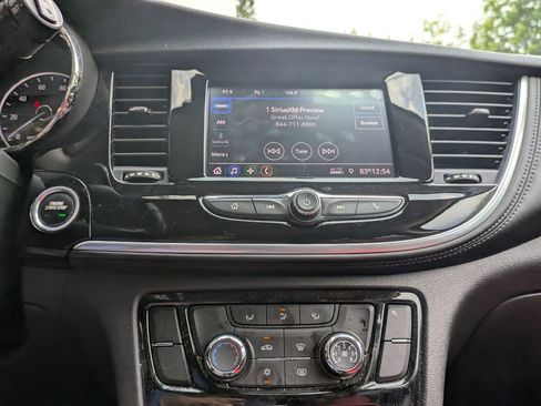 Used 2022 Buick Encore Preferred w/ Safety Package image 14