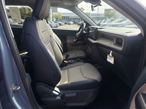 New 2025 Ford Maverick Lariat w/ 4K Tow Package image 21