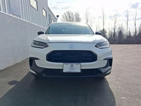 Used 2025 Honda HR-V Sport image 6