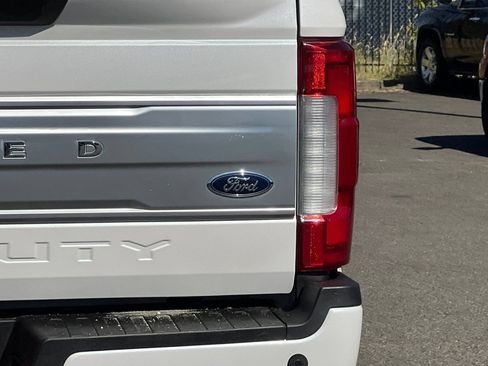 Used 2019 Ford F350 Limited AWD/4WD image 28