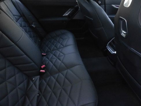 Certified 2024 BMW 740i RWD image 34