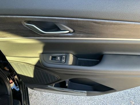 New 2025 Jeep Grand Cherokee L Limited image 16