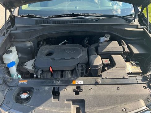 Used 2017 Hyundai Santa Fe Sport AWD/4WD image 10