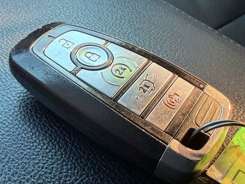 Used 2019 Ford Explorer Limited w/ Class III Trailer Tow Package image 34